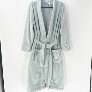 Berkshire Women's Light Blue Fuzzy Faux‎ Fur Tie Waist Sleep Robe Size M